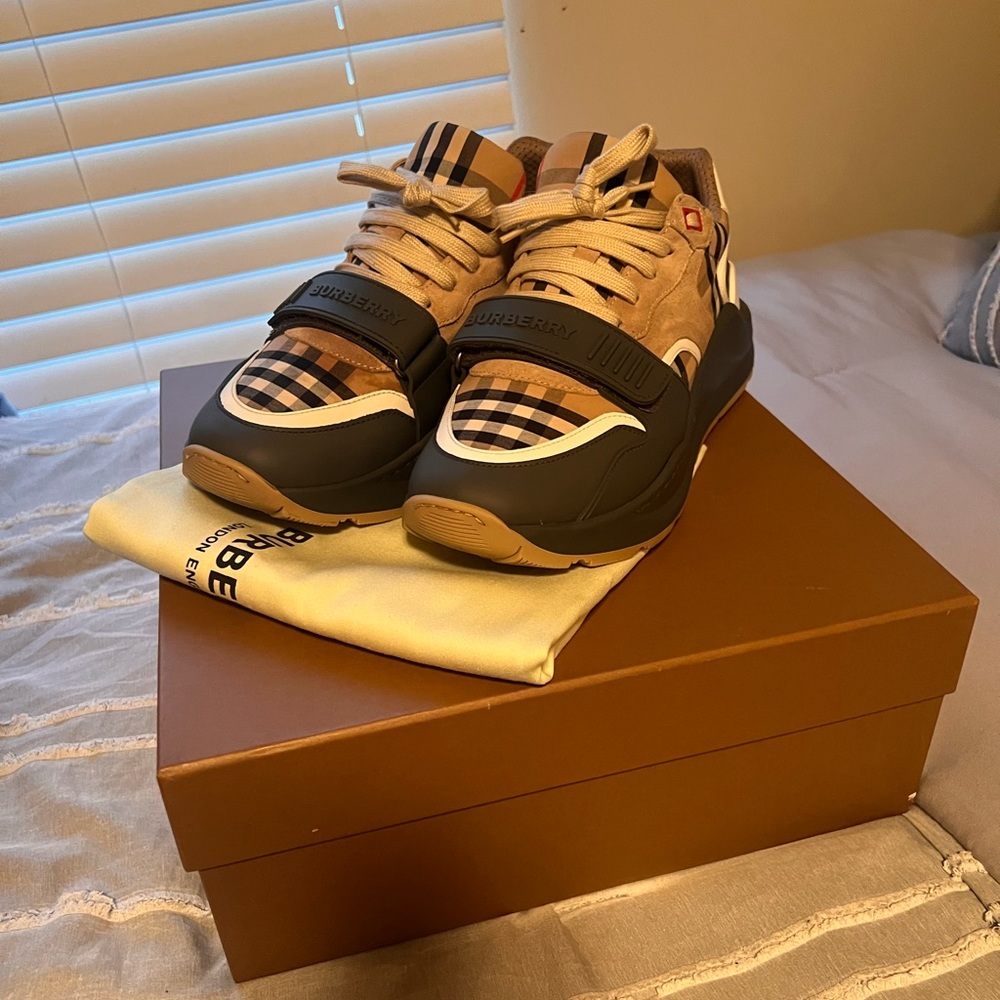Men Burberry Ramsey Multi CHK Size 43.5